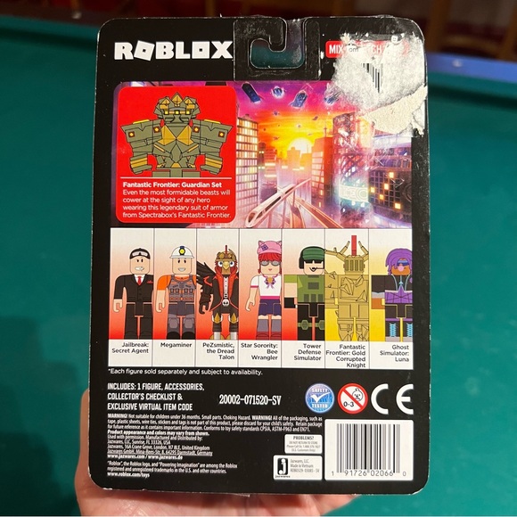 Roblox Figure “Fantastic Frontier-Guardian Set” is Brand New ! - Picture 4 of 7